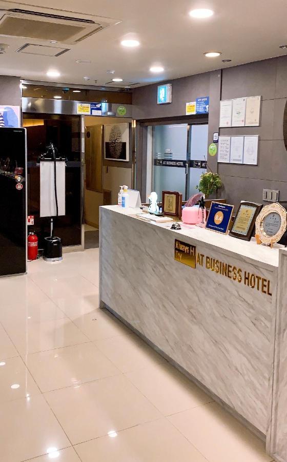 Changwon At Business Hotel Exterior foto