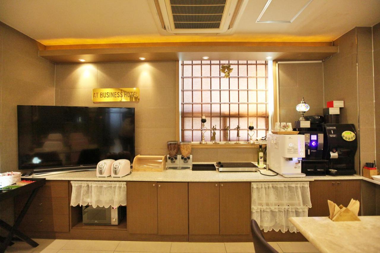 Changwon At Business Hotel Exterior foto