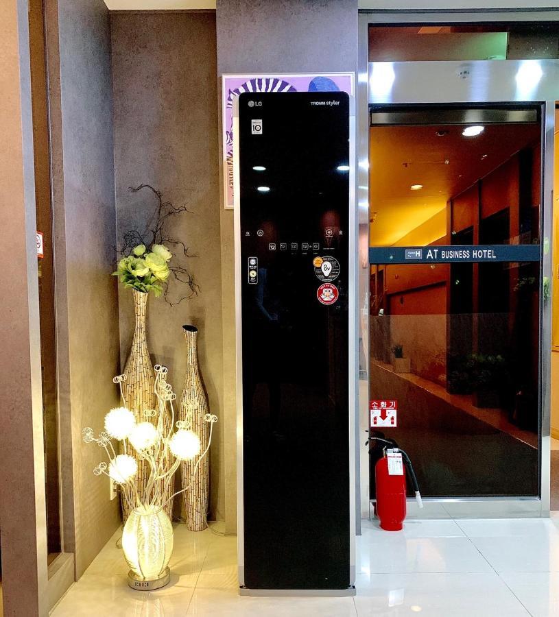 Changwon At Business Hotel Exterior foto